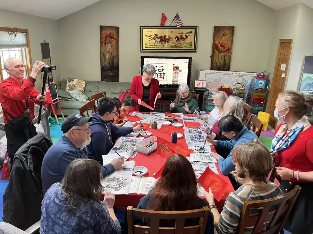 美国缅因州中国语言文化中心孔子学院及下设教学点举办新春手绘海报等春节系列庆祝活动 图片