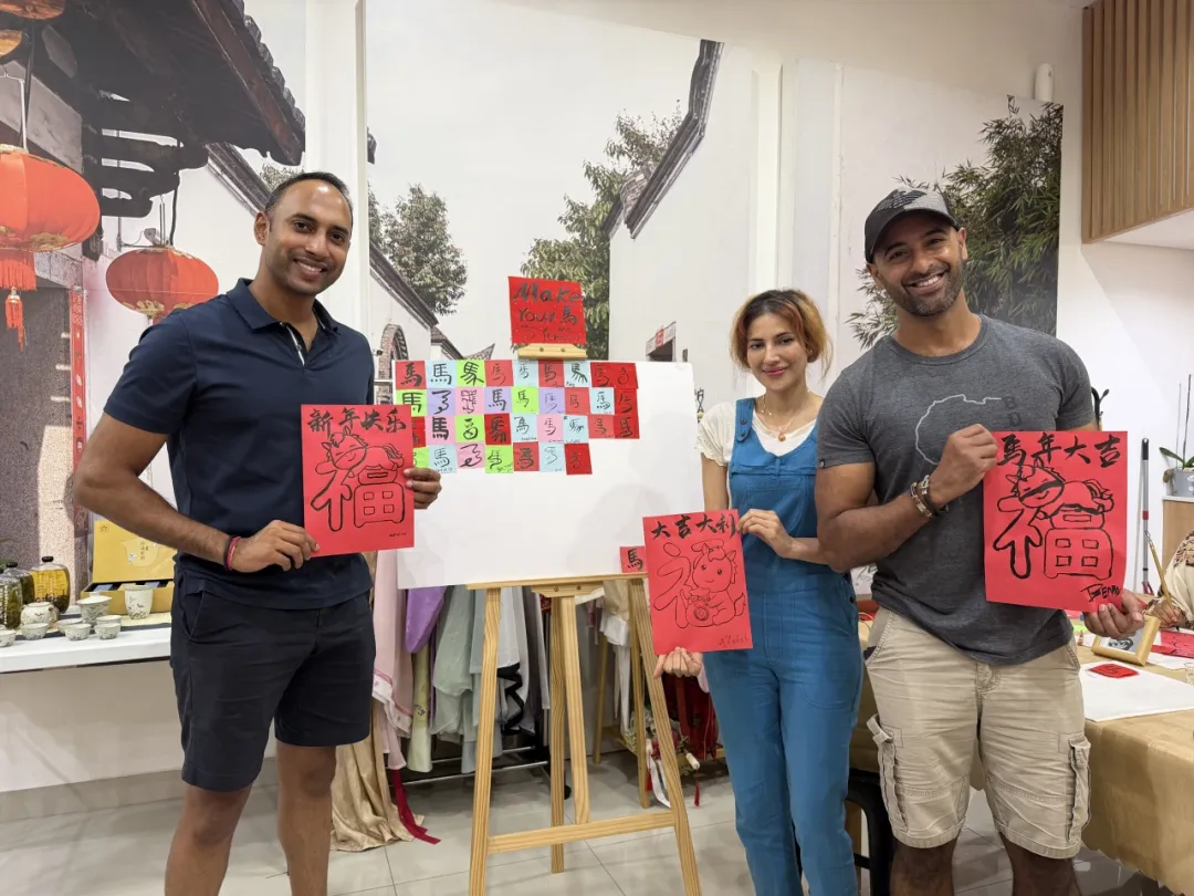 南非德班理工大学孔子学院举办“马年画马”新春庆祝活动 图片