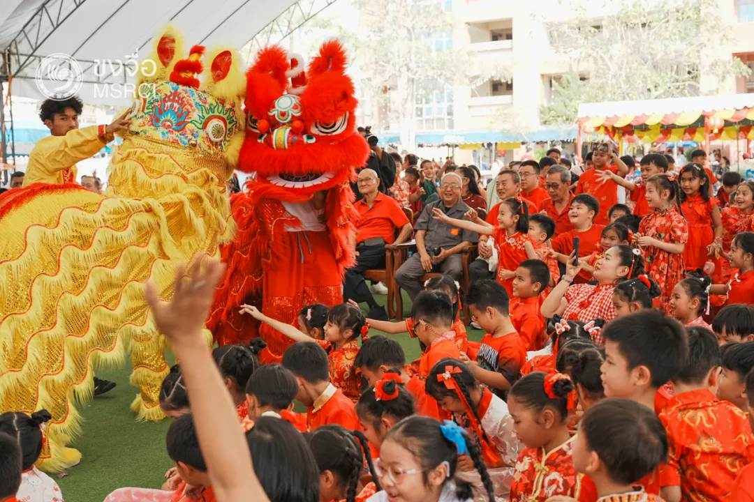 泰国海上丝路孔子学院与下设罗勇公立光华学校孔子课堂联合举办春节学术展活动 图片