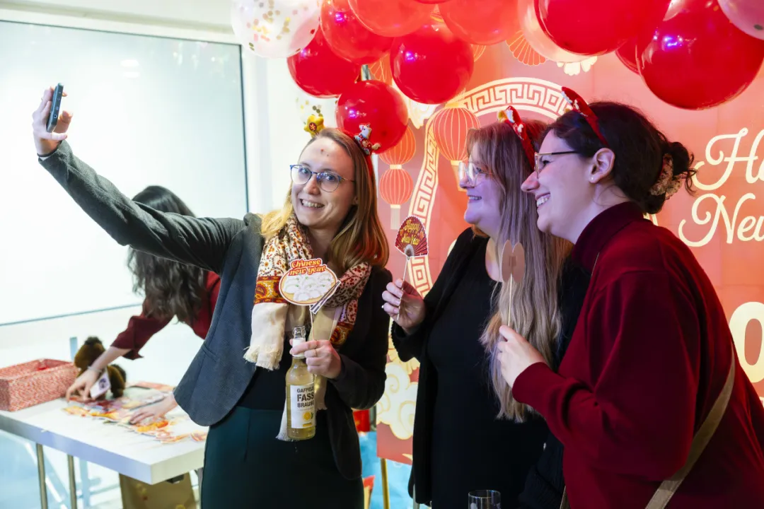 德国波恩孔子学院举办2026马年春节晚会 图片