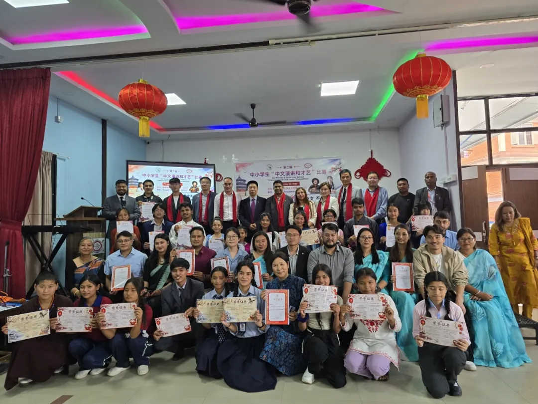 摩尔多瓦自由国际大学孔子学院举办中国文化体验活动2 图片