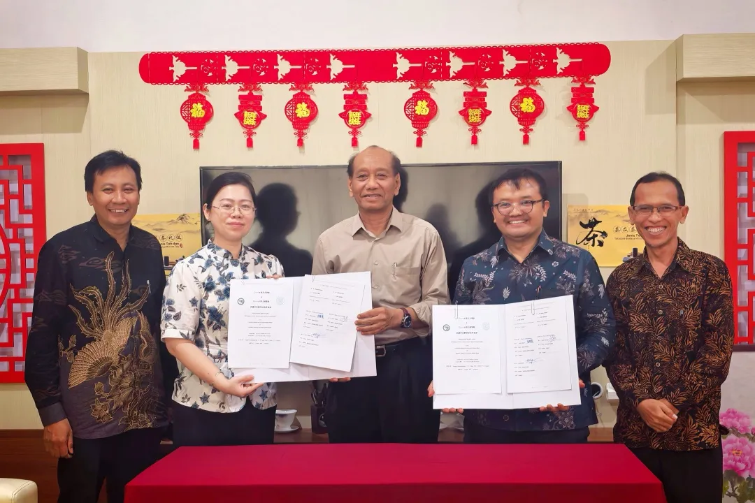 泰国海上丝路孔子学院联合举办“泰国腐败防治领域中文应用能力提升项目中文培训”结业仪式2 图片