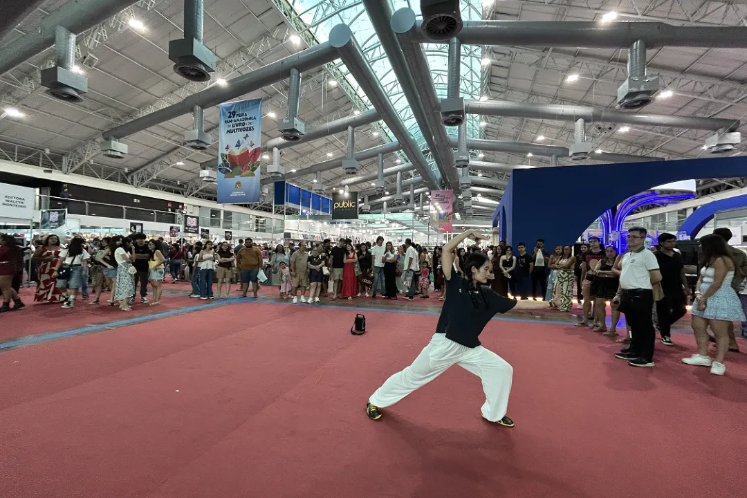 韩国湖南大学孔子学院在潭阳郡女子中学举办中文教学与中国文化体验活动2 图片